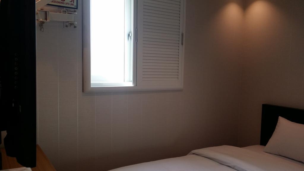 New Suwon Hotel Szoba fotó