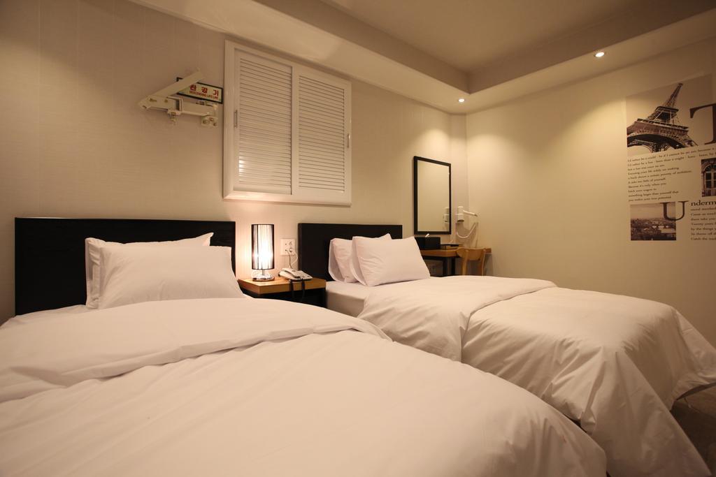 New Suwon Hotel Szoba fotó