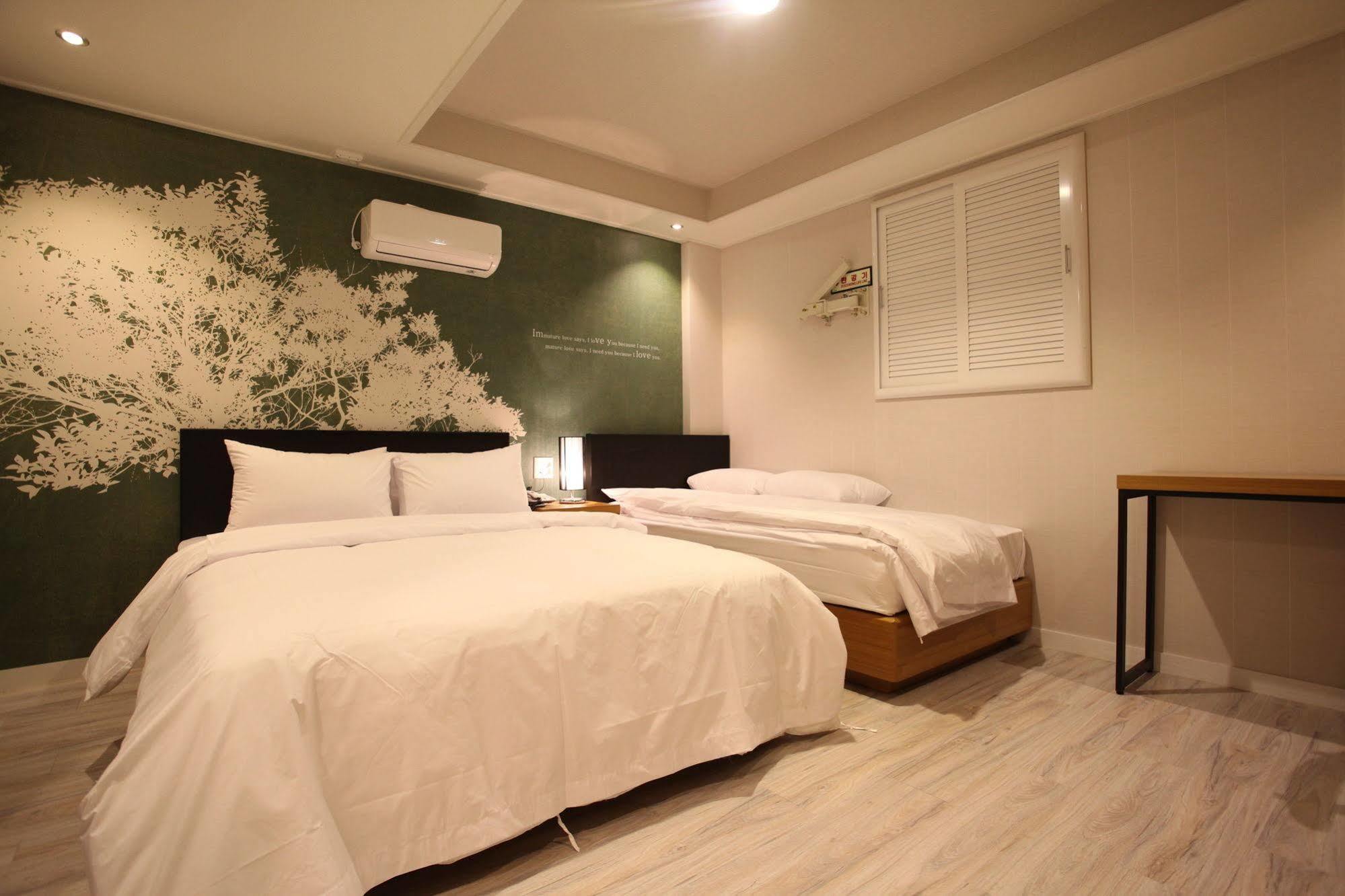 New Suwon Hotel Kültér fotó
