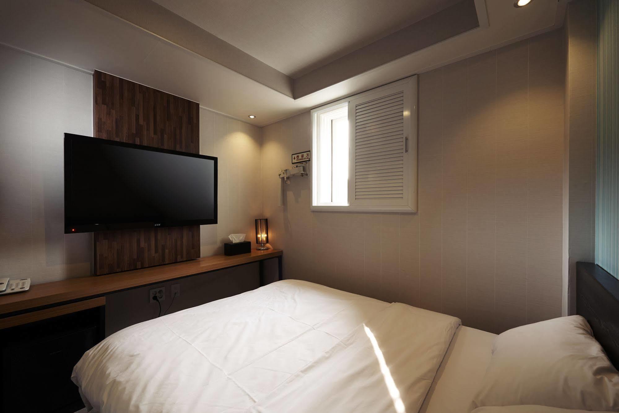 New Suwon Hotel Kültér fotó